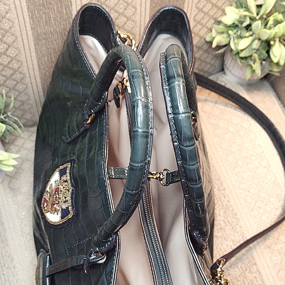 Lauren Ralph Lauren Black Croc-Embossed Patent Satchel with Crest - Picture 15 of 16